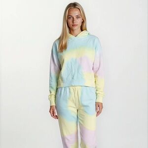 Frankie's Bikinis NWT Burl Sweatshirt Sweater Pastel Tie-Dye Medium